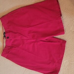 CHAPS  Men Shorts RED 9" Inseam Sz 32 Excellent Condition